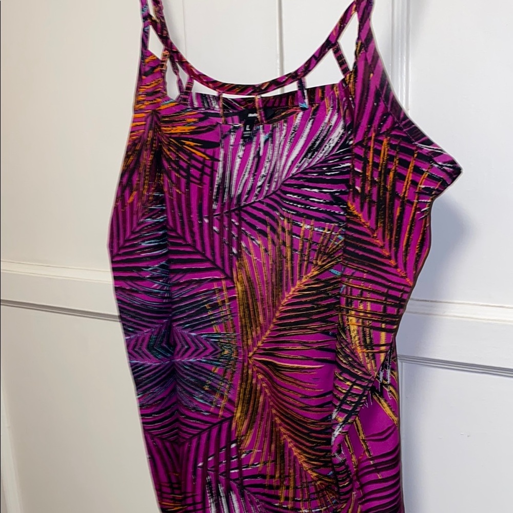Hurley Large Red Spaghetti Strap Sleeveless Camisole with Asymmetrical Cut Out - Picture 7 of 9